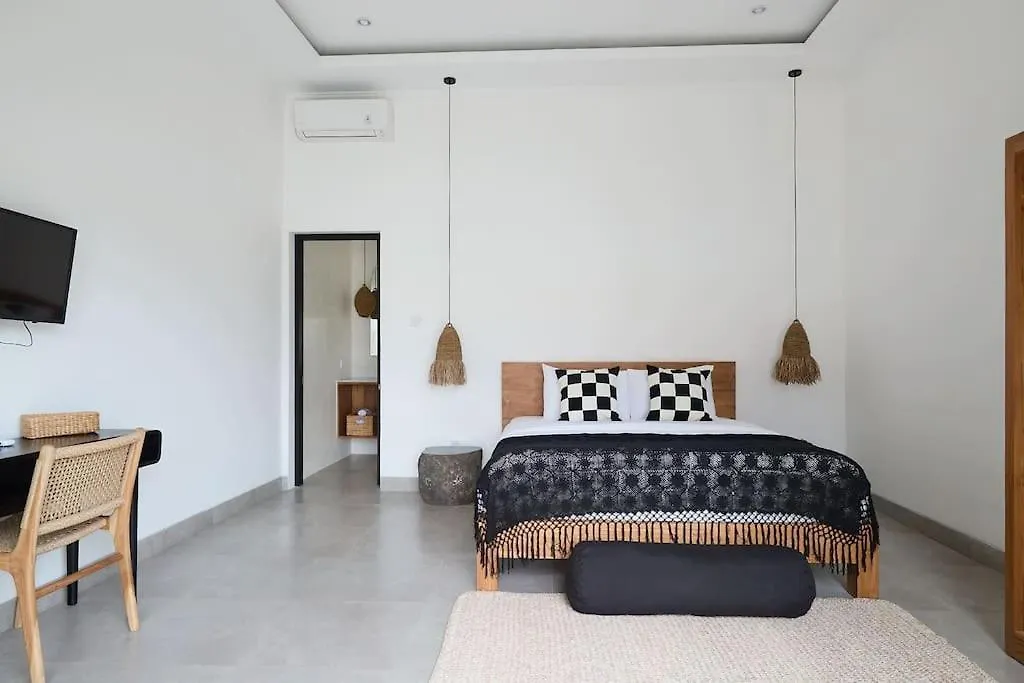 Villa Merch Dua Canggu  Canggu (Bali)